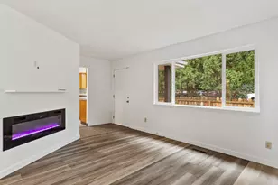 8635 NE Skidmore St, Portland, OR 97220 - Photo 11