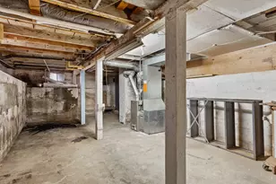 8635 NE Skidmore St, Portland, OR 97220 - Photo 29