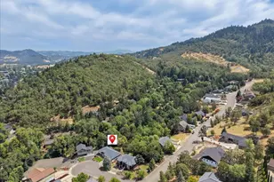 137 Jacks Ct, Winchester, OR 97495 - Photo 33