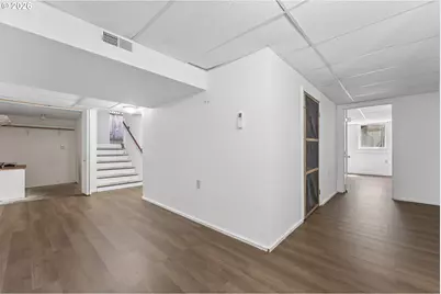2124 NE 9th Ave, Portland, OR 97212 - Photo 21