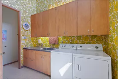 999 NE 169th Dr, Portland, OR 97230 - Photo 25