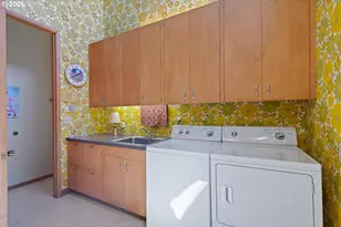 999 NE 169th Dr, Portland, OR 97230 - Photo 25