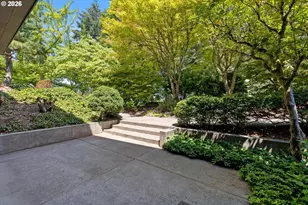 999 NE 169th Dr, Portland, OR 97230 - Photo 37