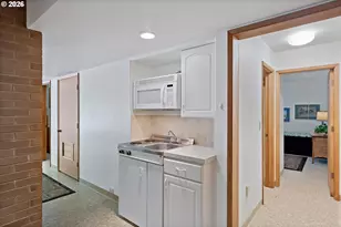 999 NE 169th Dr, Portland, OR 97230 - Photo 31