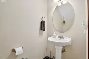 810 E Ninth St, Newberg, OR 97132 - Photo 9