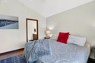 810 E Ninth St, Newberg, OR 97132 - Photo 11