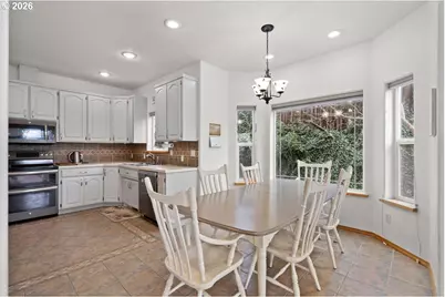 325 SE 9th Dr, Hermiston, OR 97838 - Photo 7