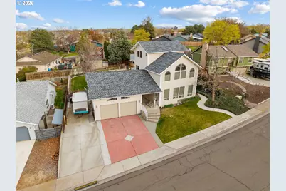 325 SE 9th Dr, Hermiston, OR 97838 - Photo 3