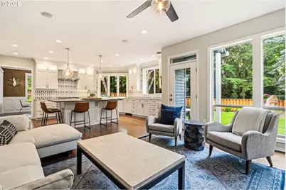 6438 SW Flower St, Portland, OR 97221 - Photo 15