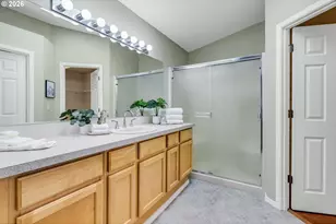 6441 NE Rosebay Dr, Hillsboro, OR 97124 - Photo 27