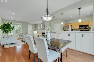 6441 NE Rosebay Dr, Hillsboro, OR 97124 - Photo 15