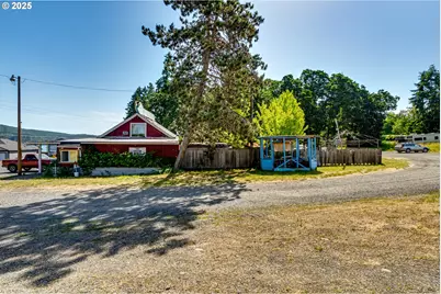 39128 Dexter Rd, Dexter, OR 97431 - Photo 3
