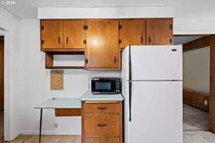 485 S 46th St, Springfield, OR 97478 - Photo 25
