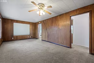 485 S 46th St, Springfield, OR 97478 - Photo 7
