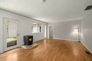 1022 SE Dogwood Ln, Milwaukie, OR 97267 - Photo 7