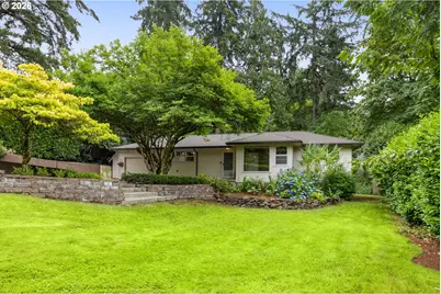 1022 SE Dogwood Ln, Milwaukie, OR 97267 - Photo 3