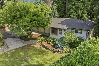 1022 SE Dogwood Ln, Milwaukie, OR 97267 - Photo 5