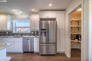 937 Carter St SW, Bandon, OR 97411 - Photo 23