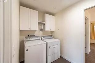 937 Carter St SW, Bandon, OR 97411 - Photo 27