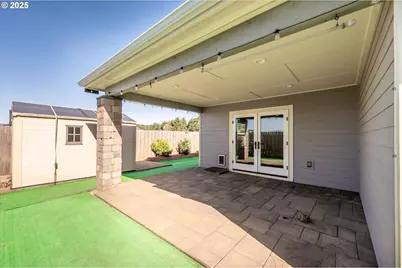 937 Carter St SW, Bandon, OR 97411 - Photo 37