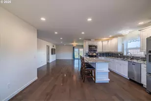 937 Carter St SW, Bandon, OR 97411 - Photo 17