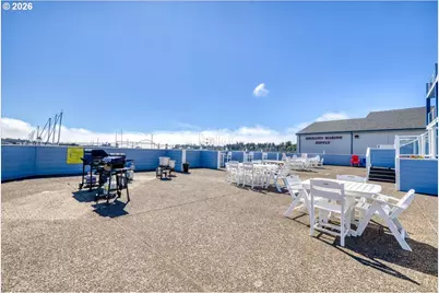 890 SE Bay Blvd #317, Newport, OR 97365 - Photo 43