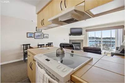 890 SE Bay Blvd #317, Newport, OR 97365 - Photo 15