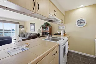 890 SE Bay Blvd., Newport, OR 97365 - Photo 13