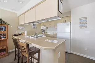 890 SE Bay Blvd., Newport, OR 97365 - Photo 9