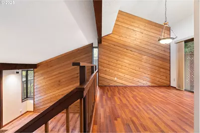 9411 SW 62nd Dr, Portland, OR 97219 - Photo 13