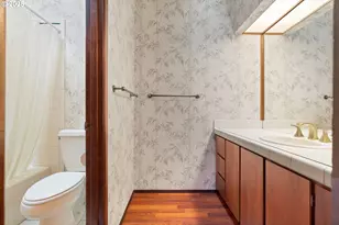 9411 SW 62nd Dr, Portland, OR 97219 - Photo 25