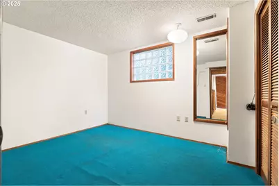 9411 SW 62nd Dr, Portland, OR 97219 - Photo 35