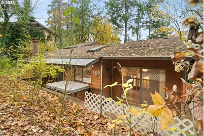 9411 SW 62nd Dr, Portland, OR 97219 - Photo 43