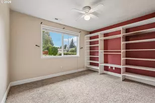 546 SE Paropa Pl, Gresham, OR 97080 - Photo 17