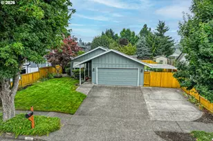 933 S 44th St, Springfield, OR 97478 - Photo 1