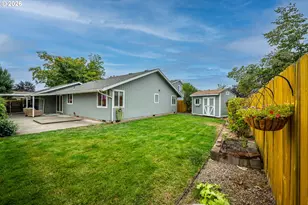 933 S 44th St, Springfield, OR 97478 - Photo 31