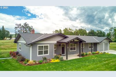 14429 Forsythe Rd, Oregon City, OR 97045 - Photo 1