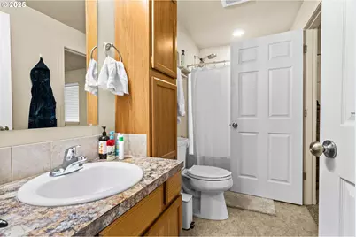 1010 NE Malheur Ave, Roseburg, OR 97470 - Photo 13