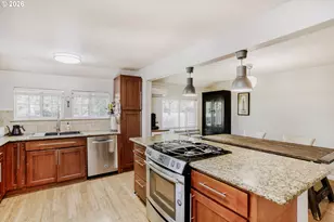 5745 SW Old Scholls Ferry Rd, Portland, OR 97225 - Photo 7