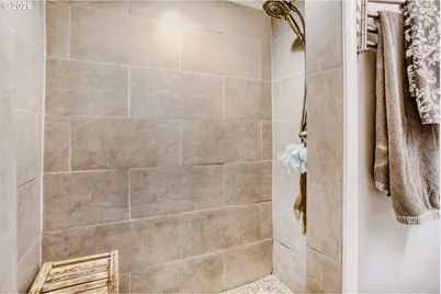 5745 SW Old Scholls Ferry Rd, Portland, OR 97225 - Photo 17