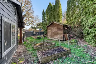 5745 SW Old Scholls Ferry Rd, Portland, OR 97225 - Photo 25