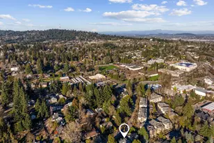 2668 SW Hume Ct, Portland, OR 97219 - Photo 37