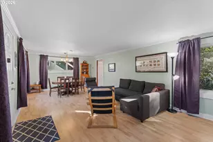 2668 SW Hume Ct, Portland, OR 97219 - Photo 5