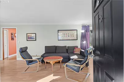 2668 SW Hume Ct, Portland, OR 97219 - Photo 3