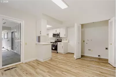 11940 SW King James Pl, King City, OR 97224 - Photo 15