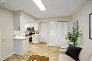 11940 SW King James Pl, King City, OR 97224 - Photo 17
