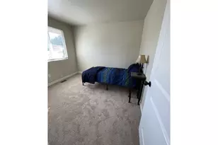 4493 Glacier St, Springfield, OR 97478 - Photo 7