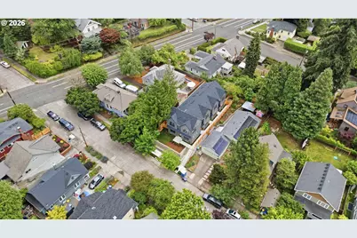 4060 SE Long St, Portland, OR 97202 - Photo 15