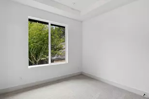 4060 SE Long St, Portland, OR 97202 - Photo 11