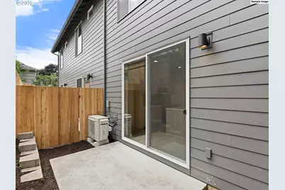 4060 SE Long St, Portland, OR 97202 - Photo 13